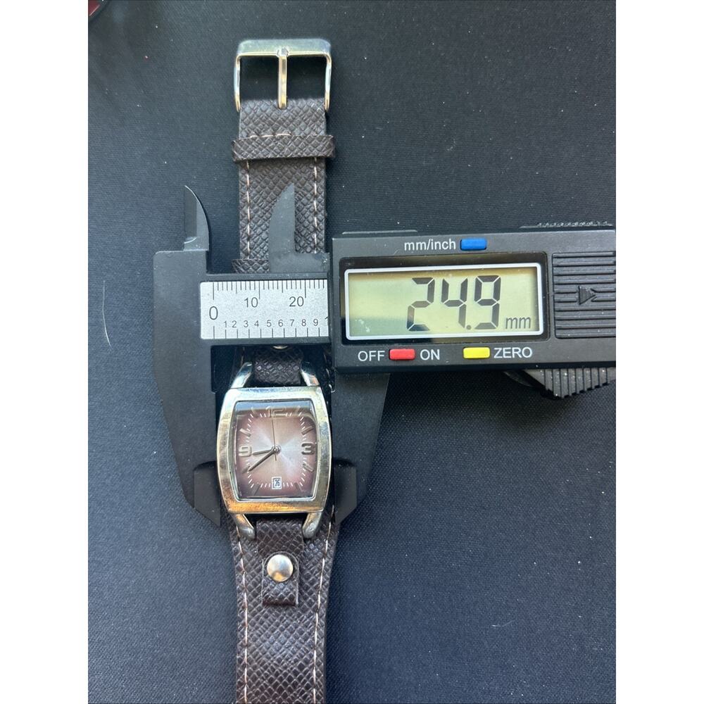 Silver Tone Brown Strap Band Women’s Quartz Watch - Picture 4 of 4
